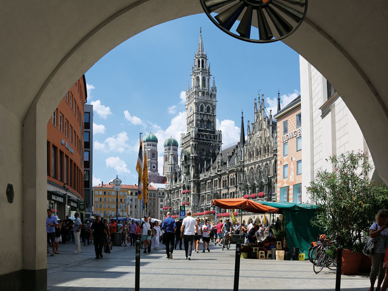 Altstadt Marienplatz LO7B8453 Bearbeitet samar1 20.10